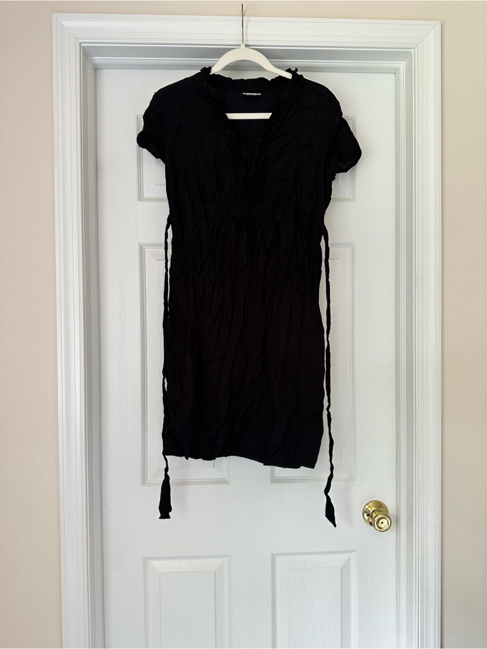 Motherhood Maternity Shift V-Neck Short Sleeve Ruffle Lined Dress M